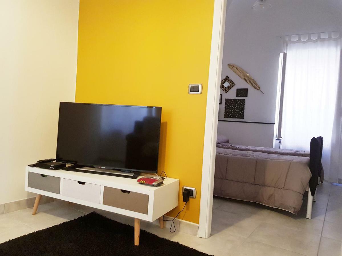 Апартаменты Modern Flat With Panoramic Terrace In Цуккарелло Экстерьер фото