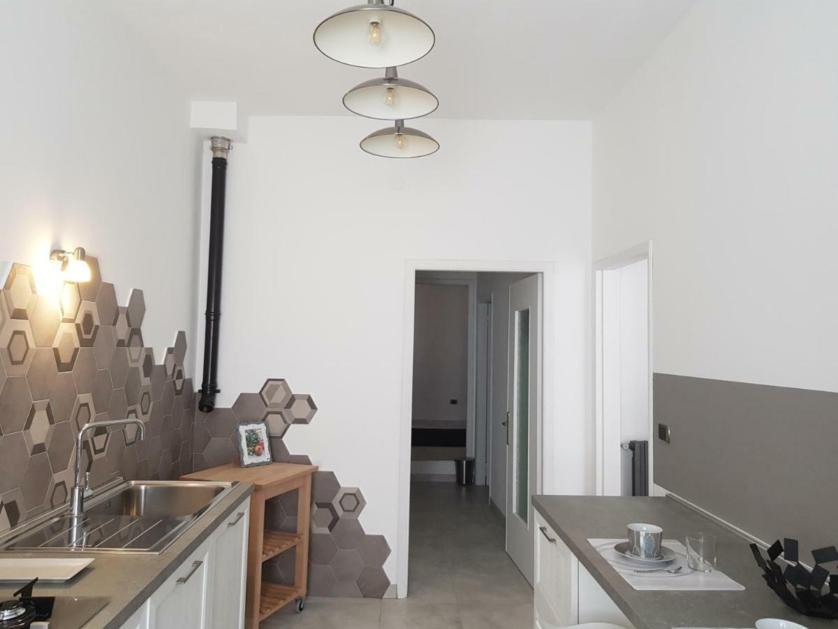 Апартаменты Modern Flat With Panoramic Terrace In Цуккарелло Экстерьер фото